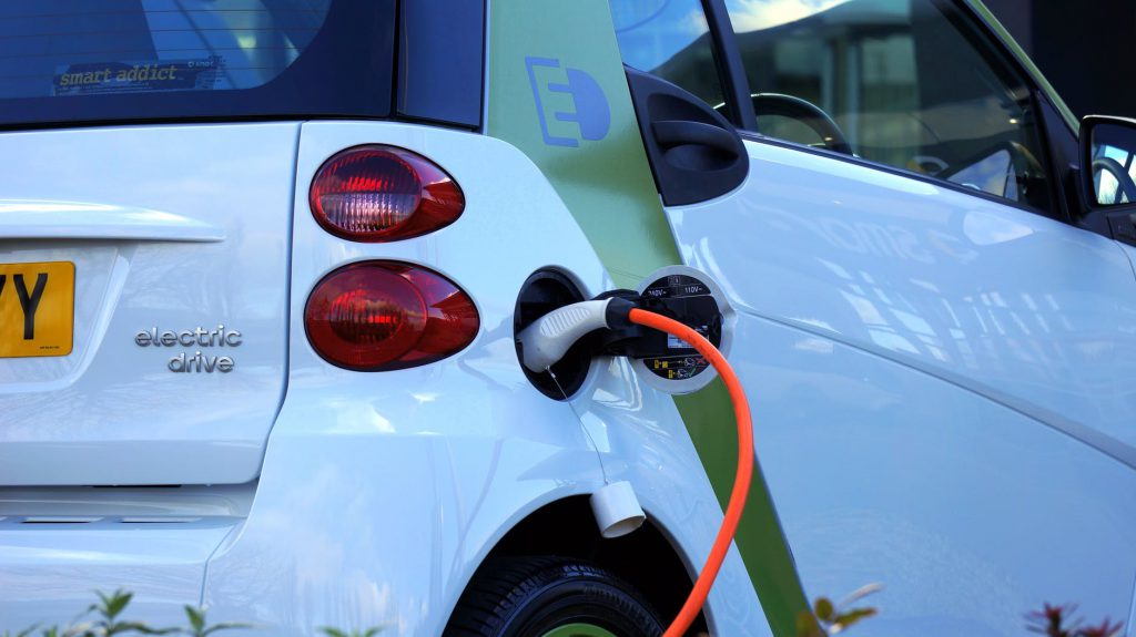 Vers la possibilité de recharger sa voiture sur son lieu de travail